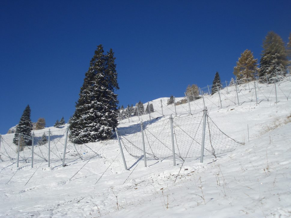 雪崩防护 雪崩防护