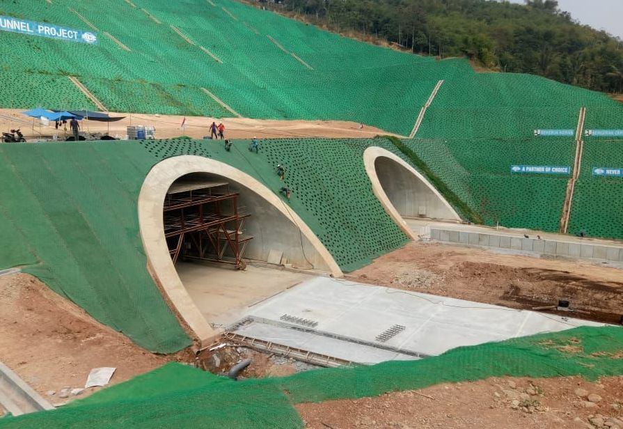EROSION CONTROL AT CISUMDAWU TOLL ROAD-PHASE II-TUNNEL AREA EROSION CONTROL AT CISUMDAWU TOLL ROAD-PHASE II-TUNNEL AREA