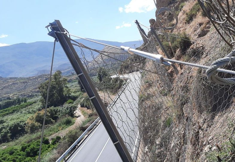 PROTECCIÓN CONTRA CAÍDA DE ROCAS EN ALHABIA PROTECCIÓN CONTRA CAÍDA DE ROCAS EN ALHABIA