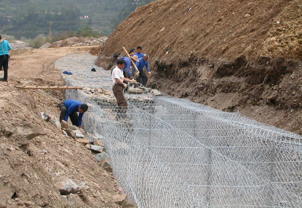 湖南常德至吉首高速公路10标格宾挡墙 湖南常德至吉首高速公路10标格宾挡墙