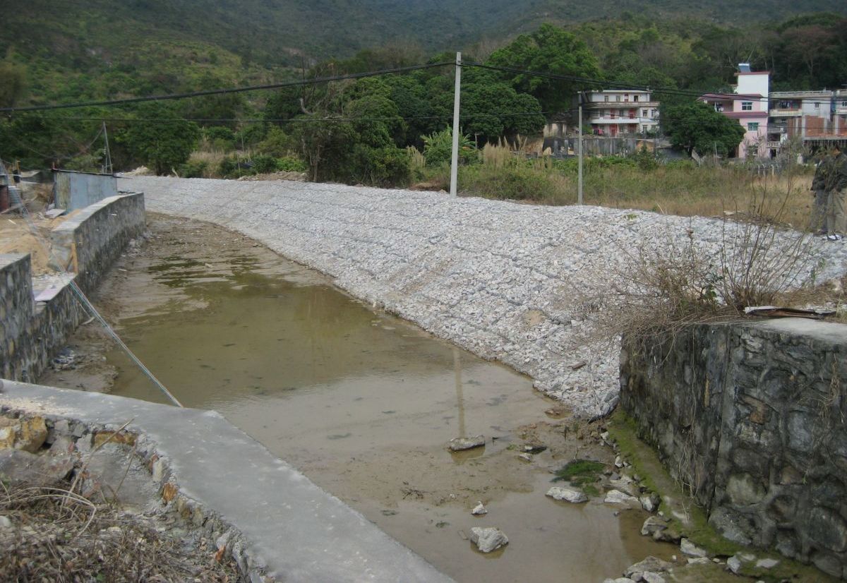 南澳东涌村排洪渠整治工程 南澳东涌村排洪渠整治工程