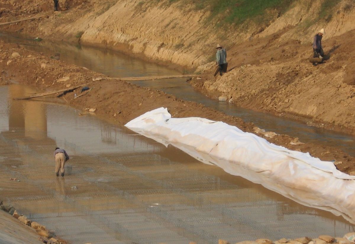 湘江长沙综合枢纽蔡家洲护岸工程 湘江长沙综合枢纽蔡家洲护岸工程